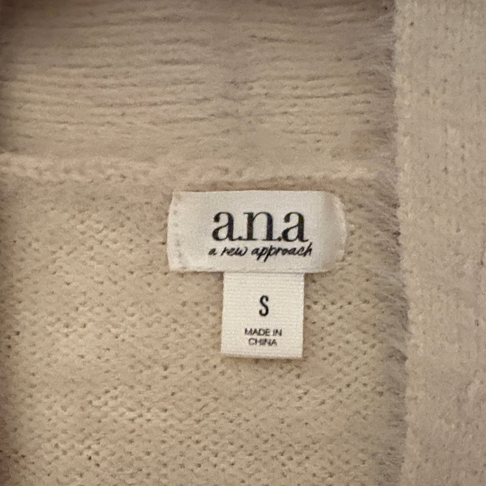 a.n.a sweater Cozy Cream Patterned Women's Sweater - Picture 7 of 10